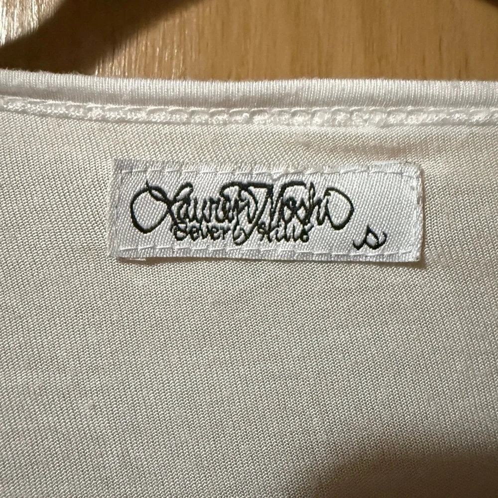 Lauren Moshi White Graphic Long Sleeve Blouse - Picture 2 of 5